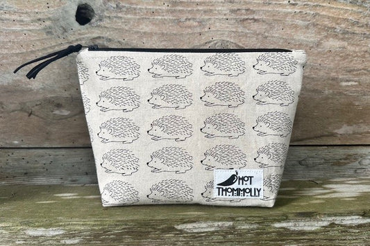 Basic Zipper Pouch - Hedgehogs